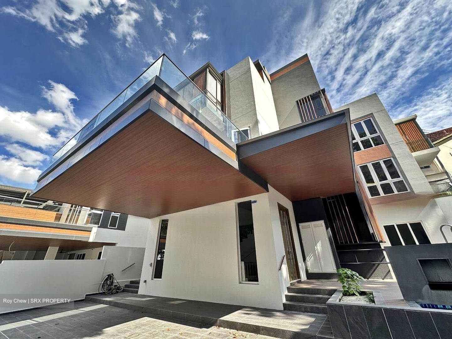 Serangoon Avenue 1 (D19), Detached #460263381